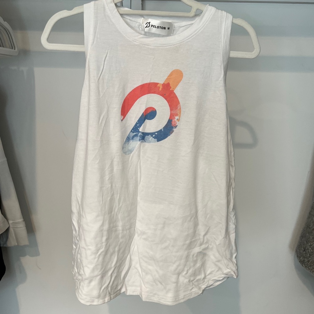 Peloton tank top medium